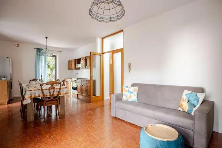 Marilena'S Large Apartament Brenzone sul Garda